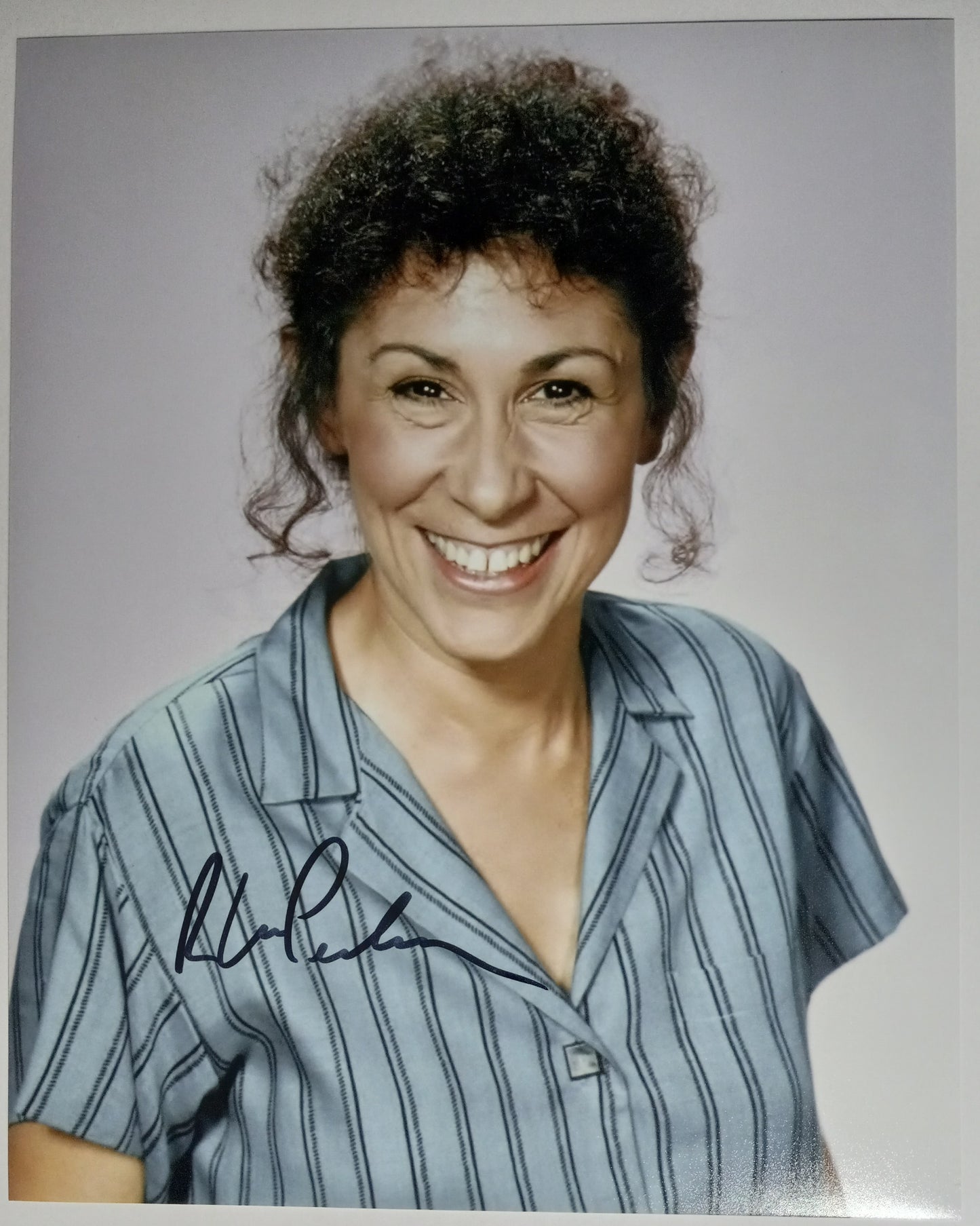 Rhea Perlman