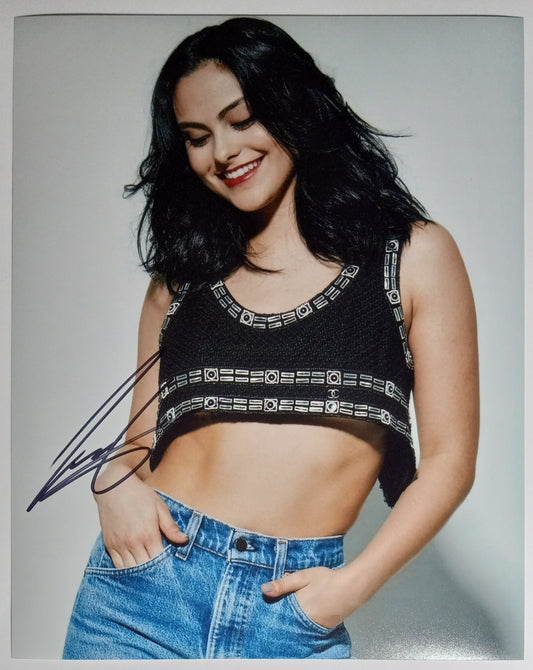 Camila Mendes