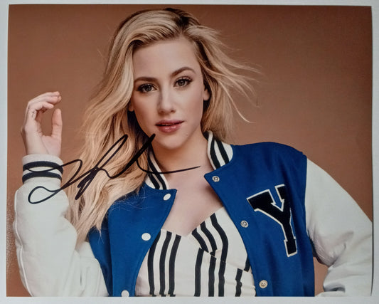 Lili Reinhart